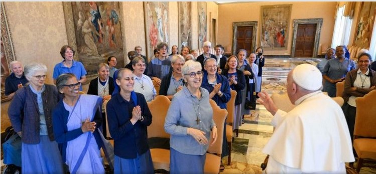 2023 Oktober Kleine Schwestern Jesu und Papst Franziskus